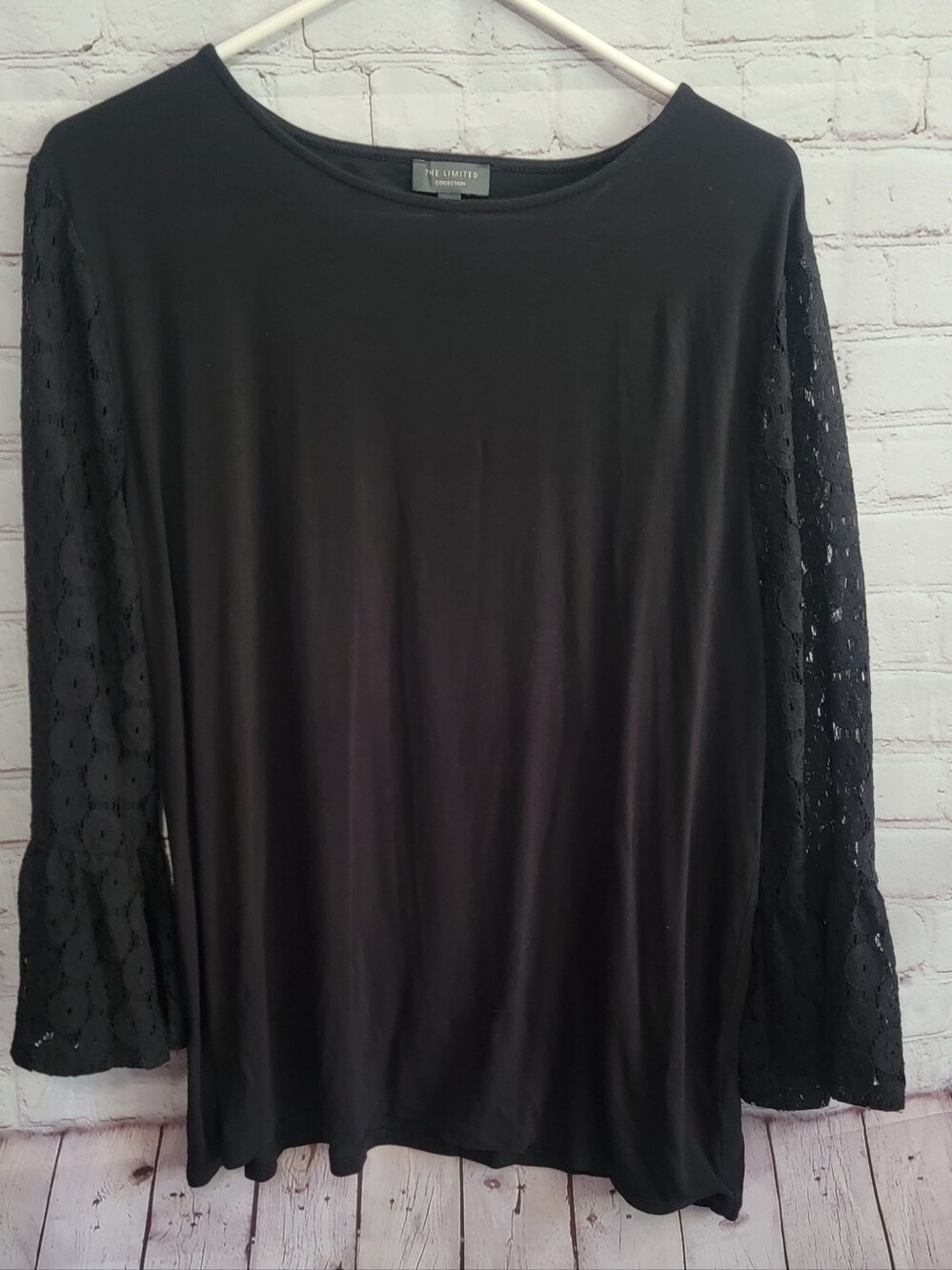 The Limited Black Lace Sleeve Top XL